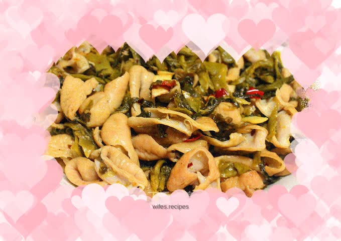 Stir-fried large intestine with pickled cabbage