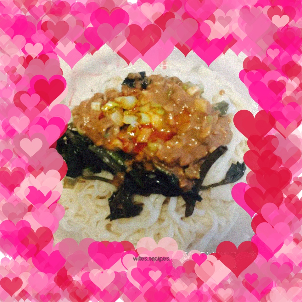 Absolutely delicious minced garlic cold noodles