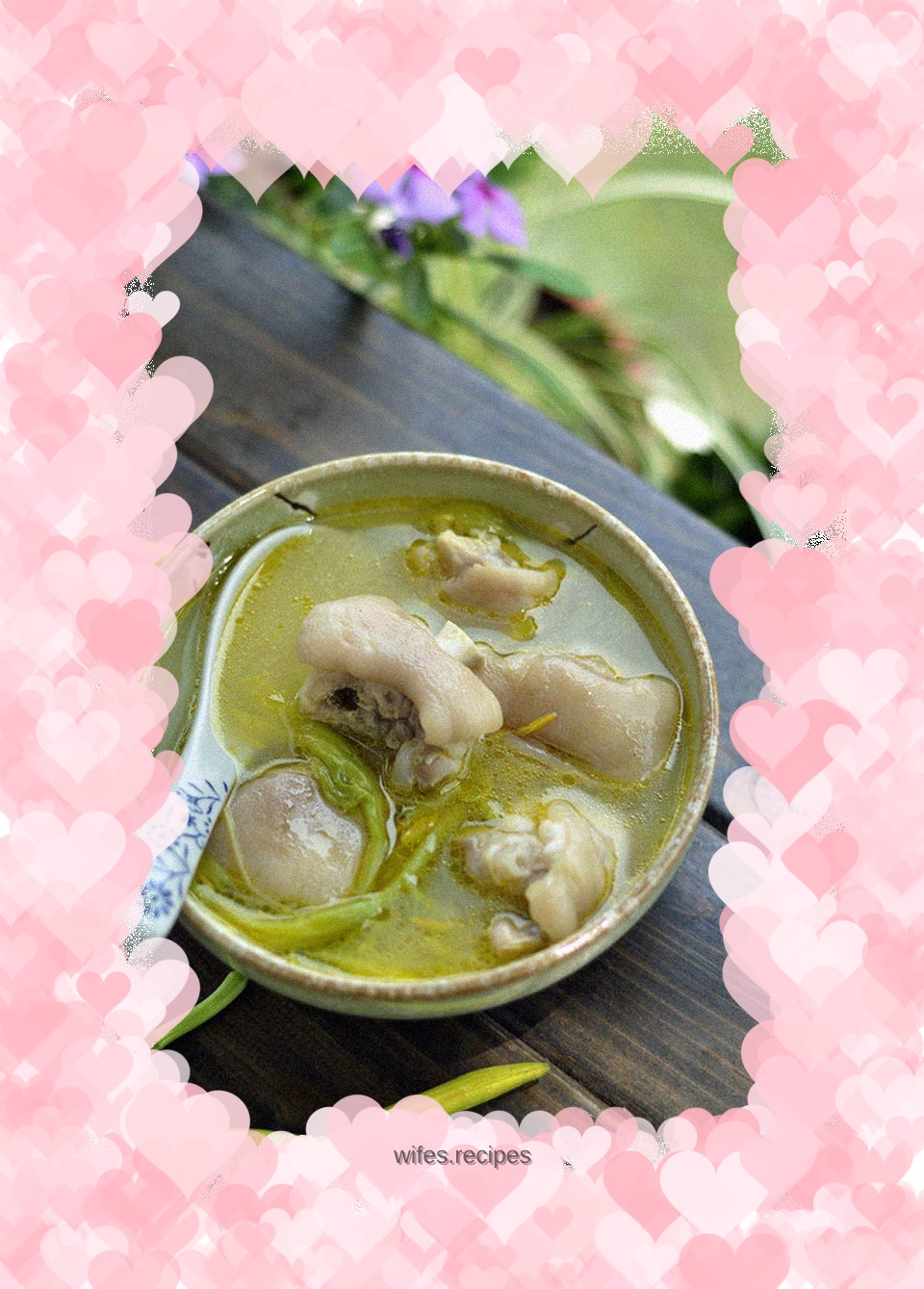 Stewed Pork Trotters with Golden Needles