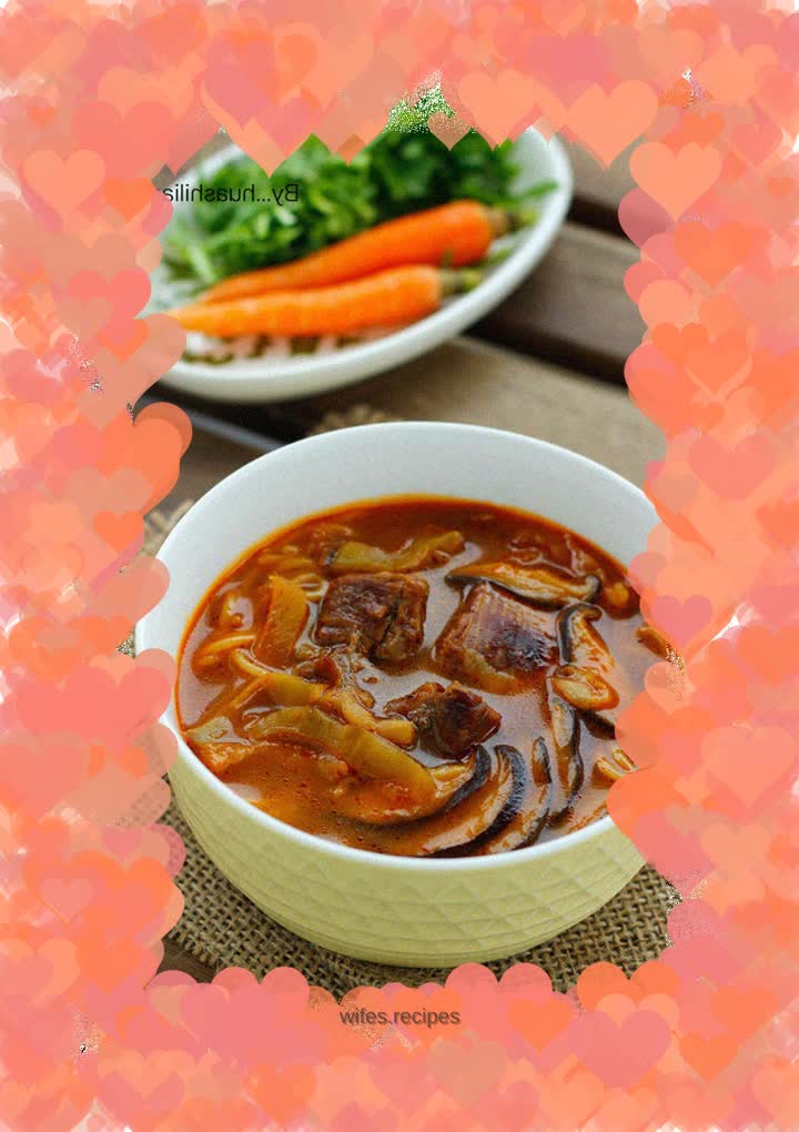 【Potato, Mushroom and Beef Brisket Noodles】