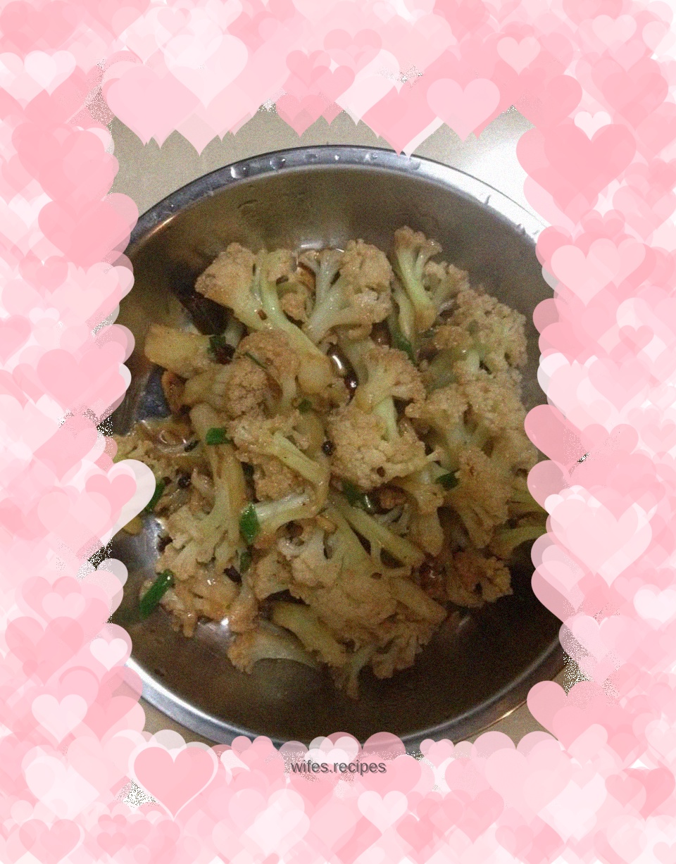 Cauliflower with scallion oil