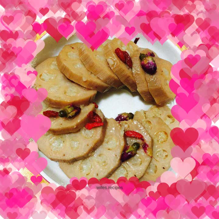 Scented Tea, Glutinous Rice and Honey Lotus Root