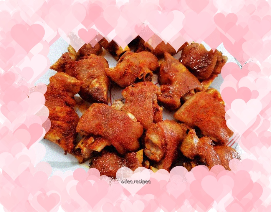 Spicy crispy pork trotters