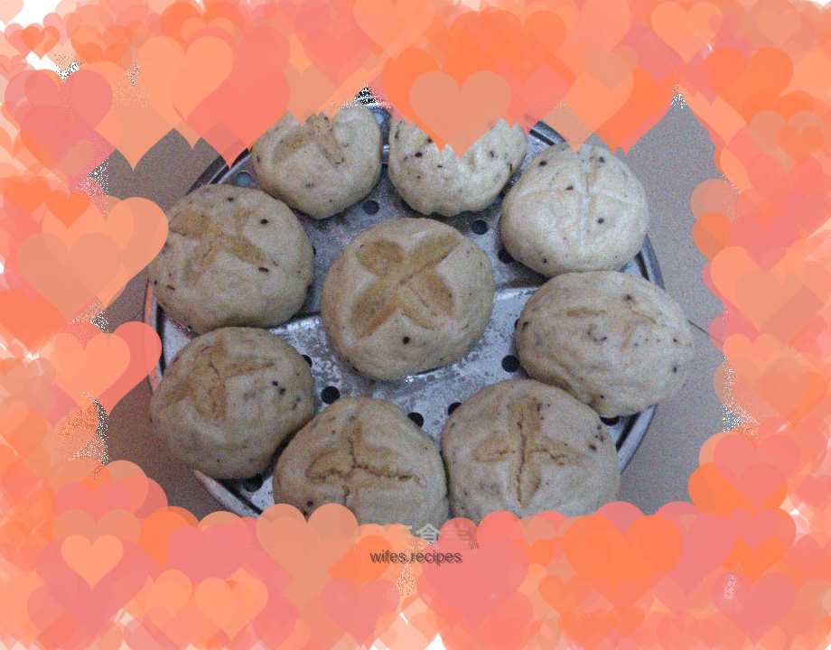 Happiness is like a flower of cornmeal buns