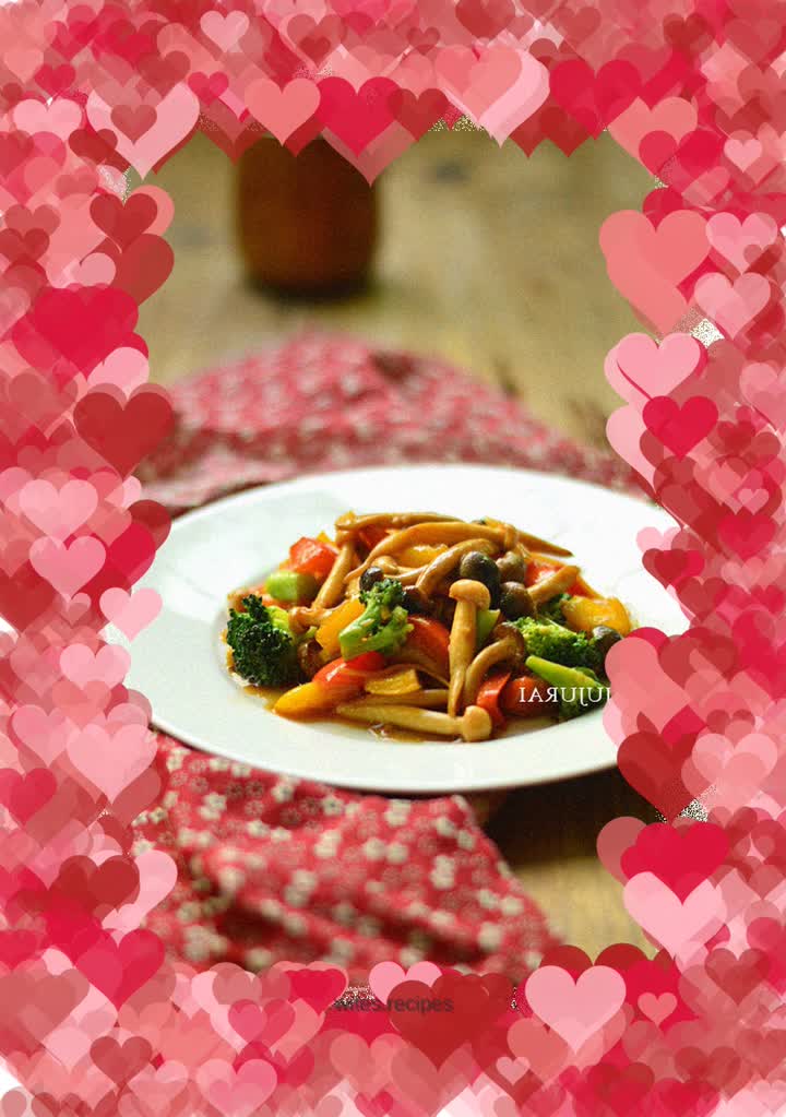 Stir-fried Double Mushrooms with Colorful Peppers