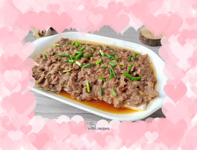 Steamed Beef with Enoki Mushrooms and Tofu