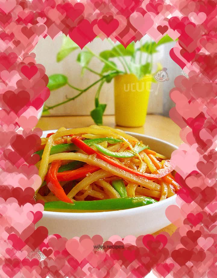 Shredded Potatoes with Double Peppers