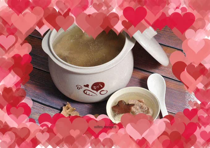 Smilax Poria Pork Ribs Soup