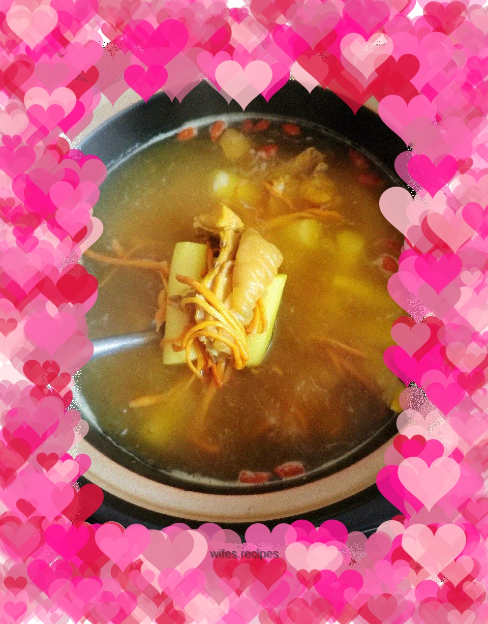 Cordyceps flower, yam and rabbit meat soup