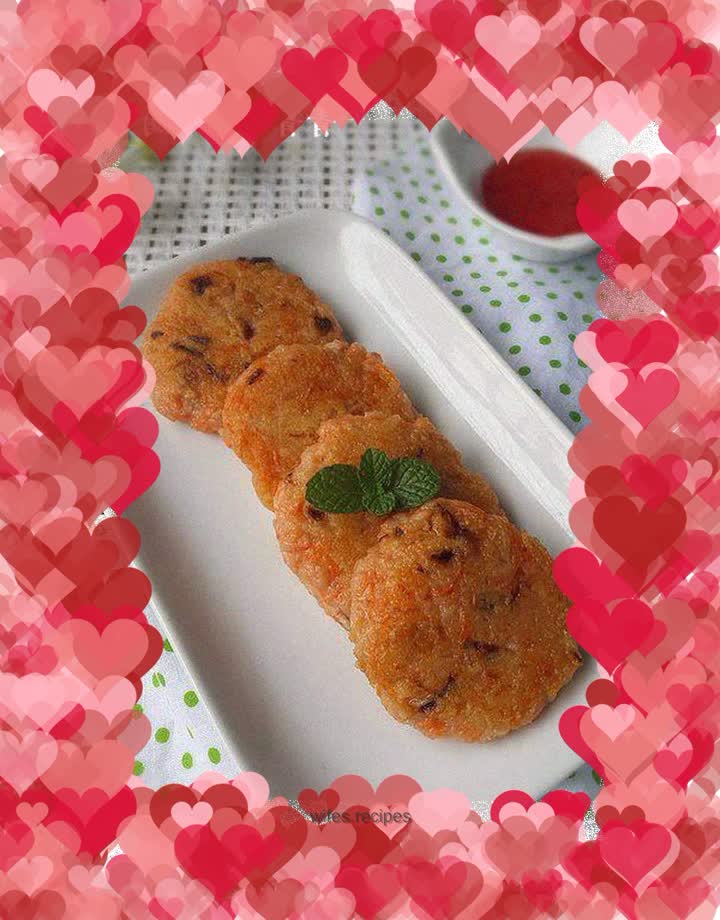 Pan-fried lotus root cake