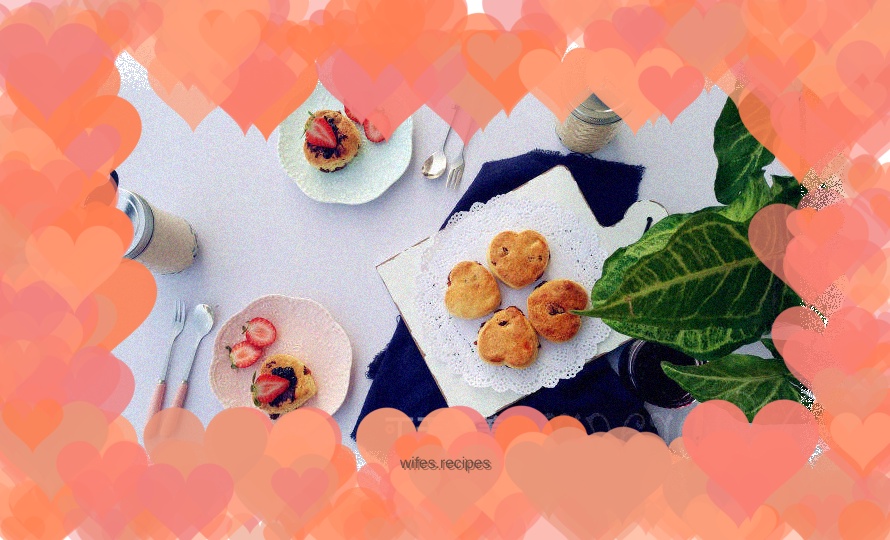 Super quick heart-shaped cranberry scone for Valentine’s Day