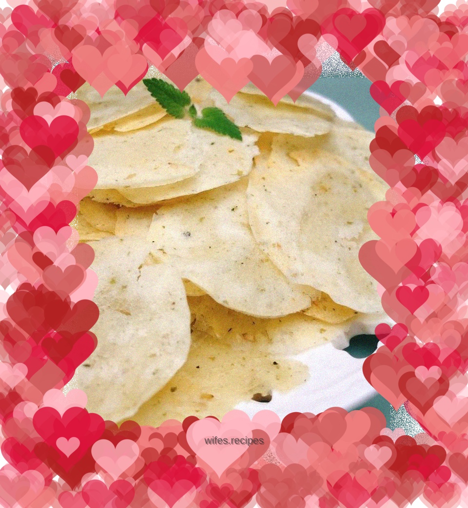 Potato and seaweed potato chips