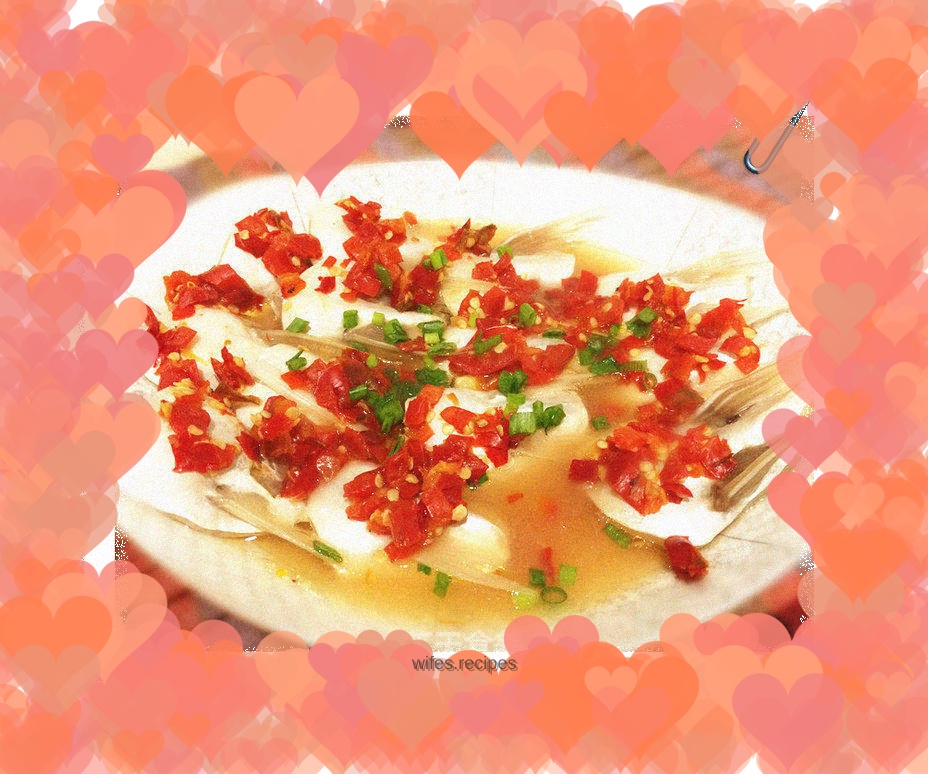 Fish fin with chopped pepper