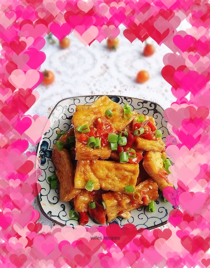 Braised tofu with small tomatoes