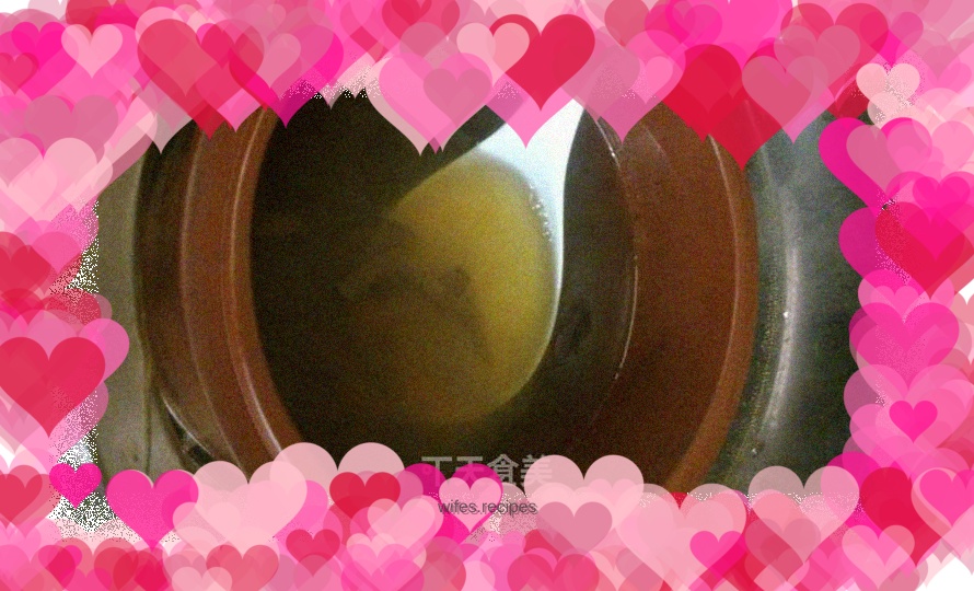 Red dates and bird's nest stewed with rock sugar