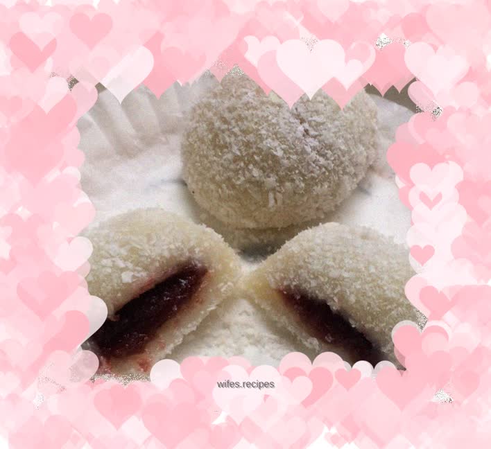 Red bean paste glutinous rice cake