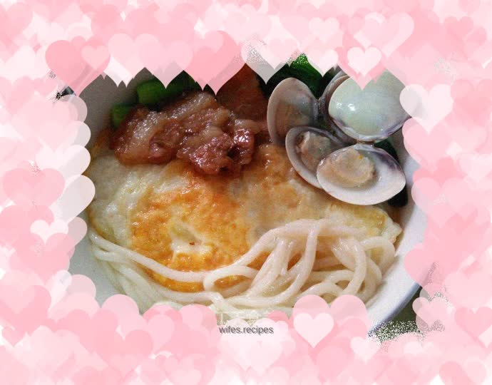 Green Clam Braised Pork Stick Noodles