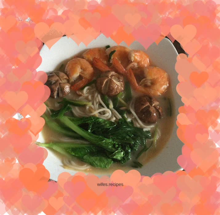 Fresh shrimp noodles