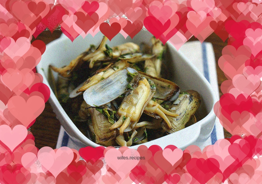 Fragrant and tender razor clams