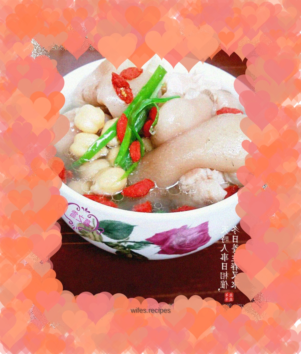 Stewed Pork Trotters with Chickpeas