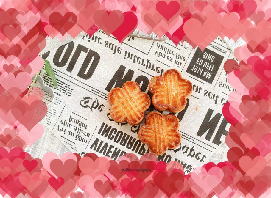 Flower shaped Brittany shortbread