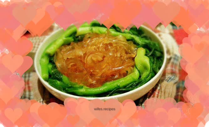 Lace cabbage mixed with vermicelli