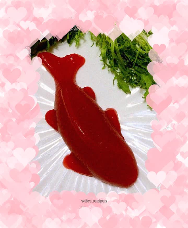 Fish every year (how to make hawthorn cake)