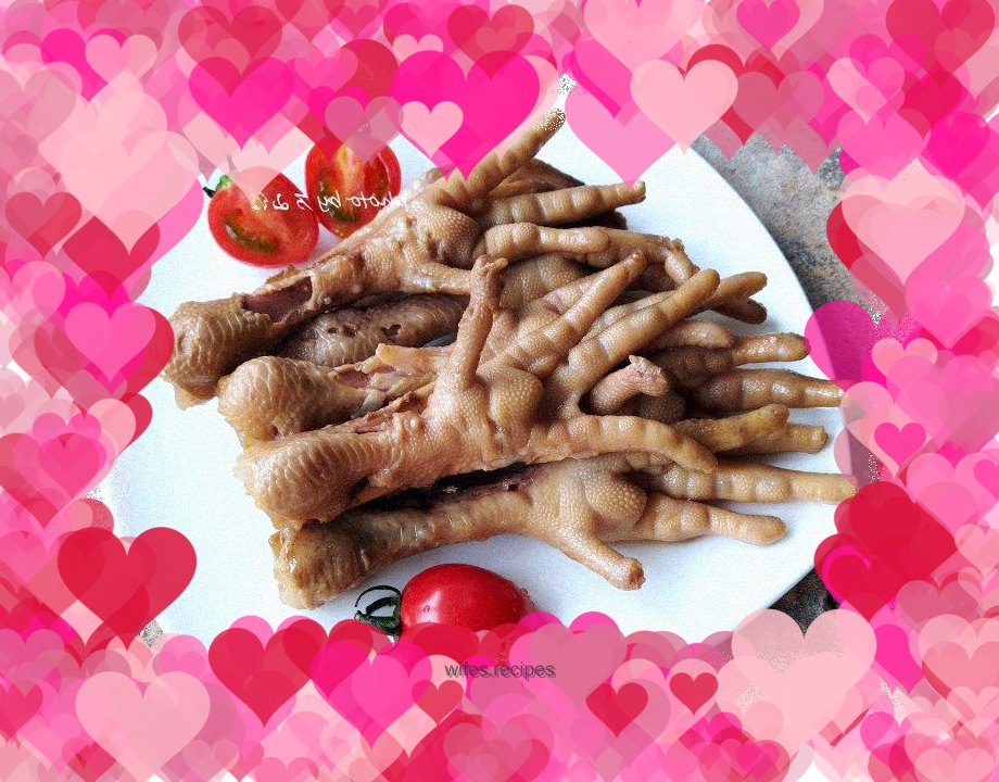 Braised chicken feet