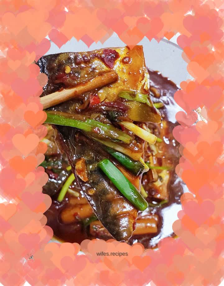 Spicy rice cake mackerel that is both appetizing and delicious