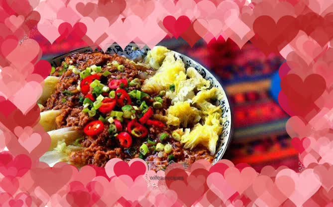 Minced meat vermicelli with baby vegetables