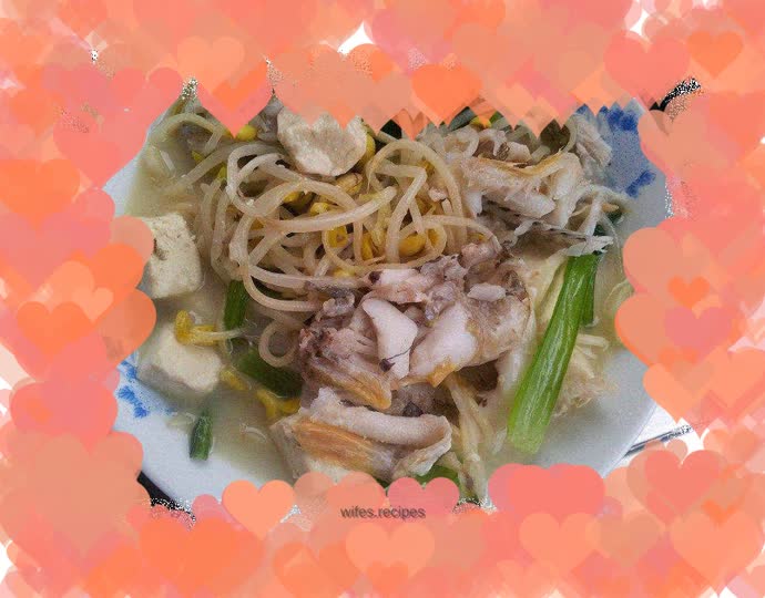 Oily fish stewed with tofu