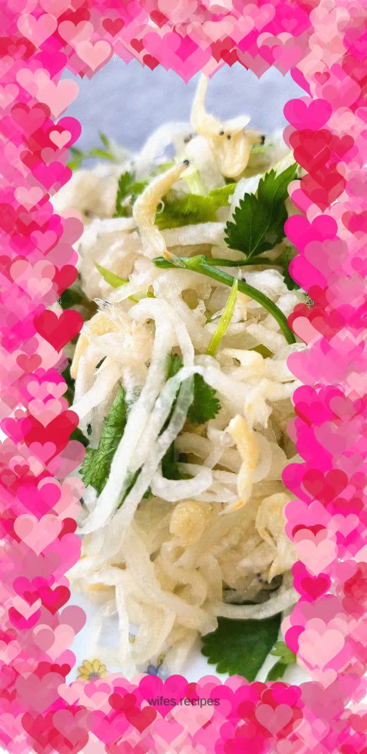 White radish mixed with dried shrimps