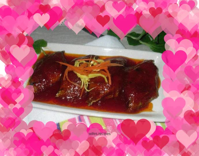 Hairtail fish in tomato sauce