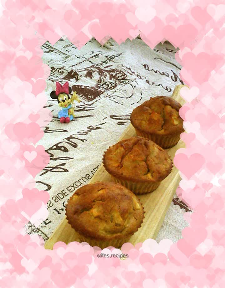 Honey Cinnamon Apple Muffins