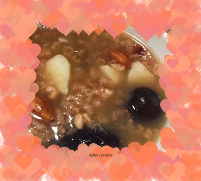 Healthy porridge with yam, peanuts and red dates