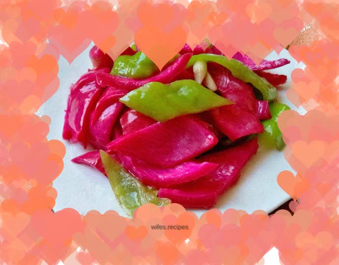 Spicy stir-fried dragon fruit peel
