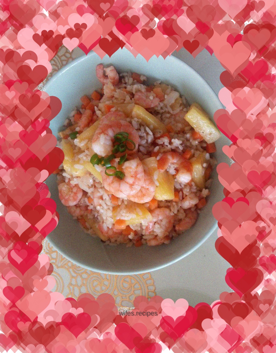 Shrimp and pineapple rice
