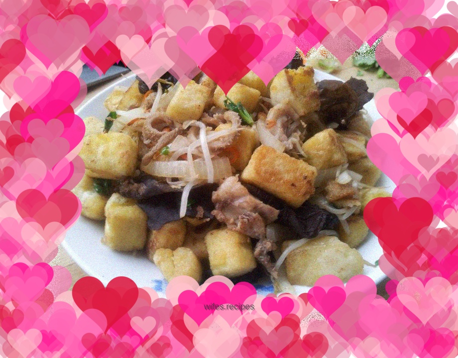 Fried steamed buns with cumin and three treasures