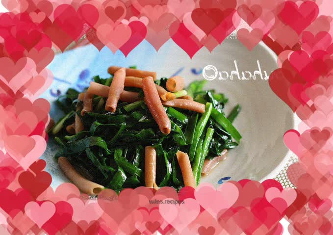 Stir-fried sea sausage with leeks