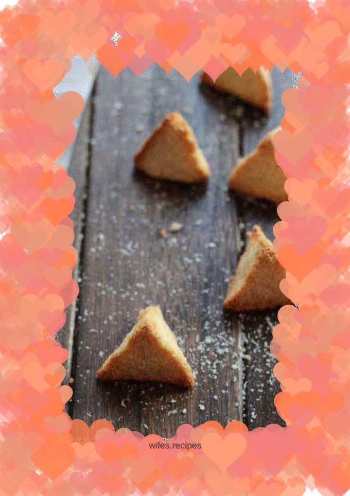 [Tomato Recipe] Coconut Pyramid - The shiny golden color is really attractive