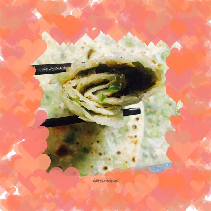 In just a few simple steps, the dumpling skin turns into a layer cake