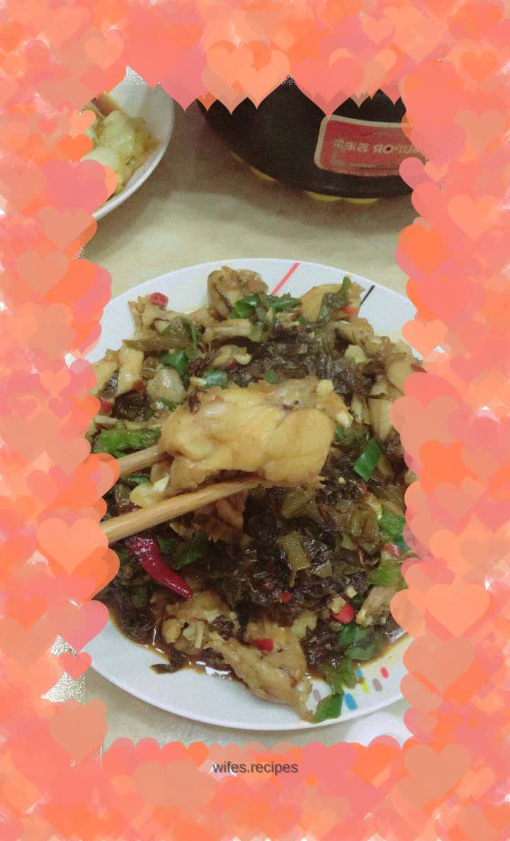 Stir-fried frog