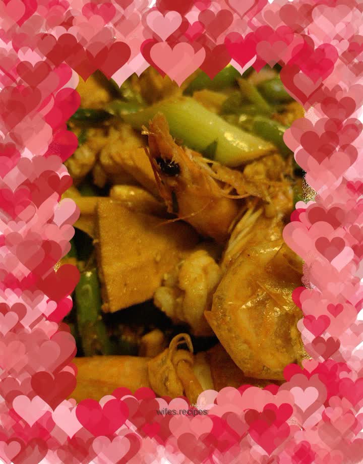 Stir-fried shrimps with green pepper and dried beans