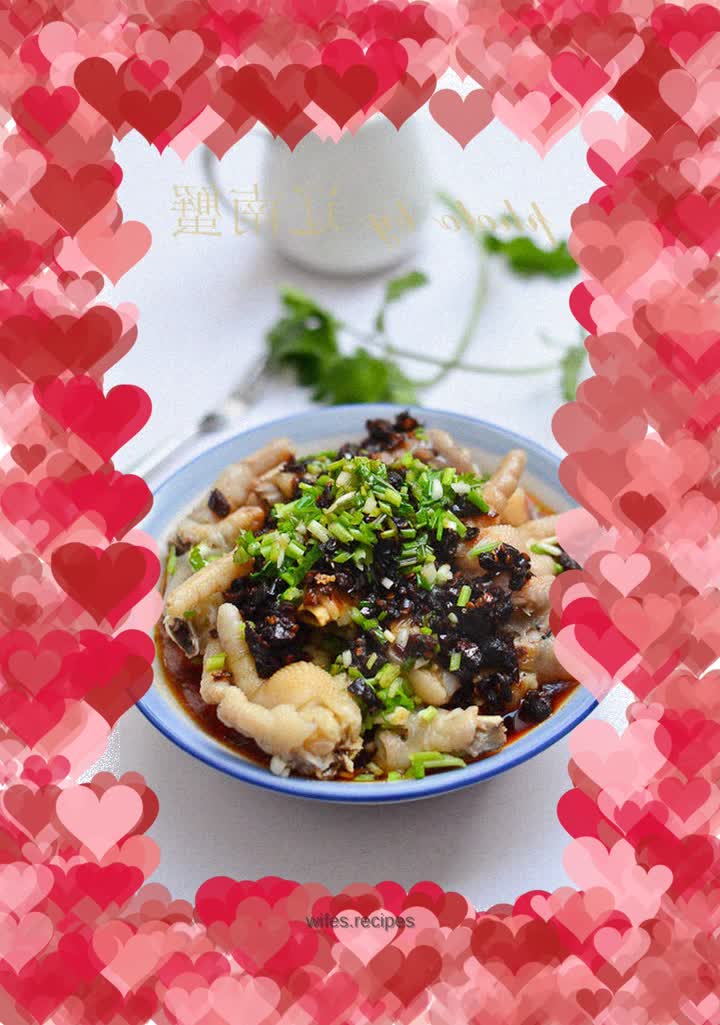 Steamed Chicken Feet with Sauce