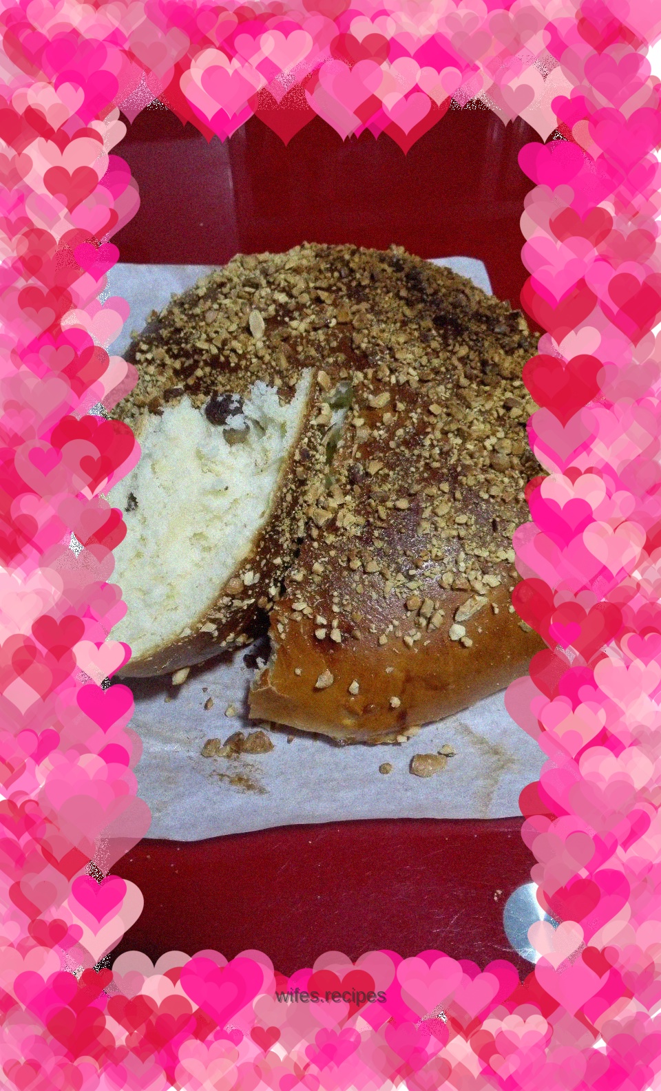 Golden raisin flatbread