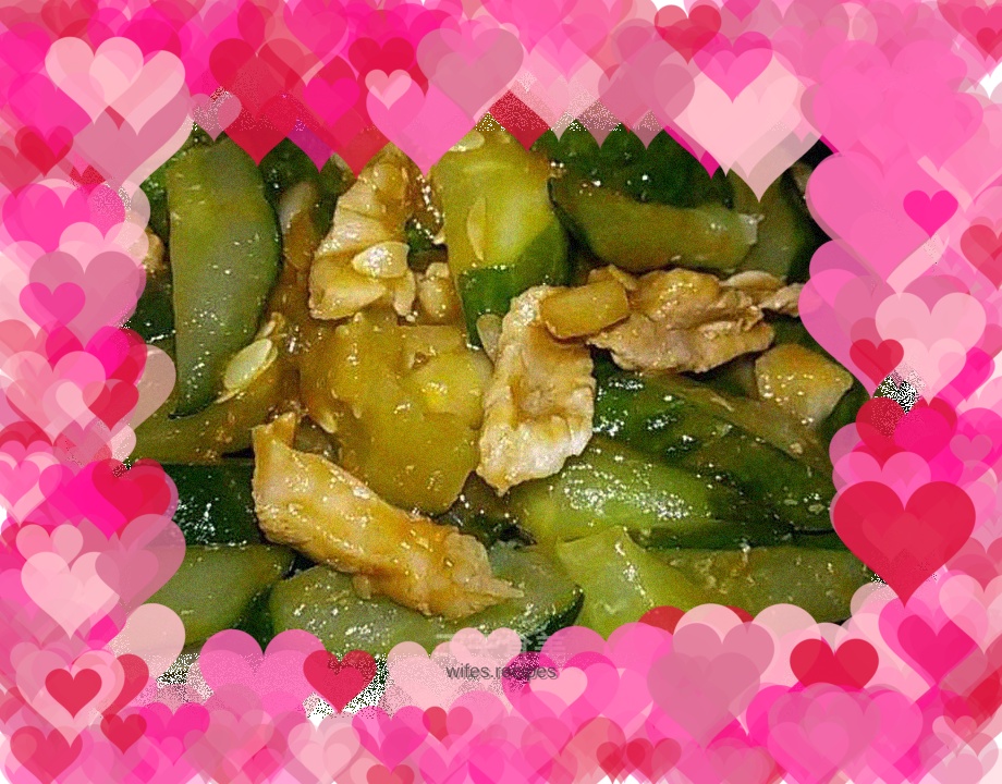 Stir-fried meat with cucumber