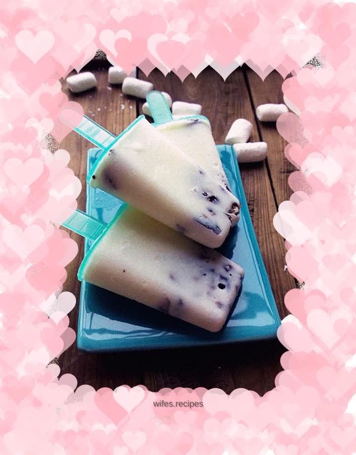 Cranberry Marshmallow Popsicles