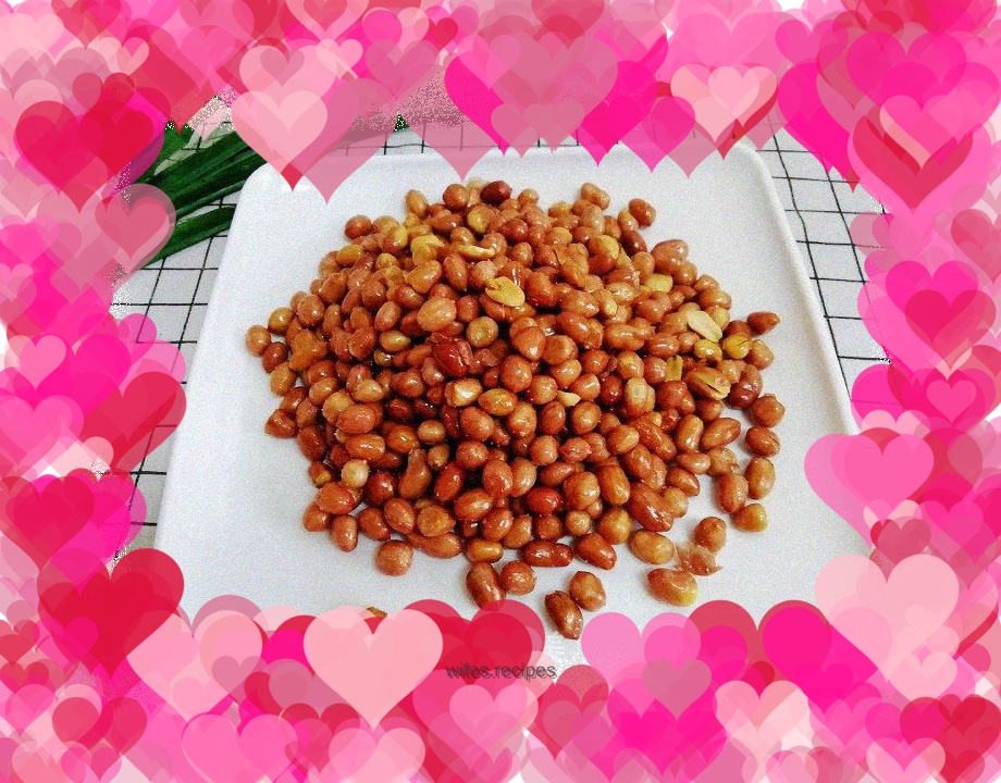 Fried peanuts