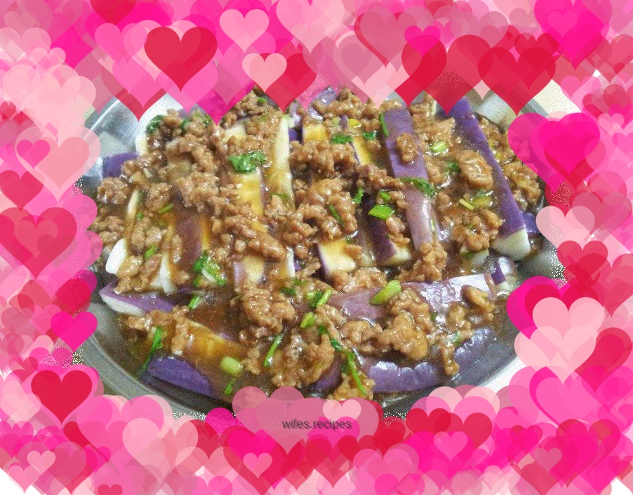 Eggplant with minced meat (steamed)