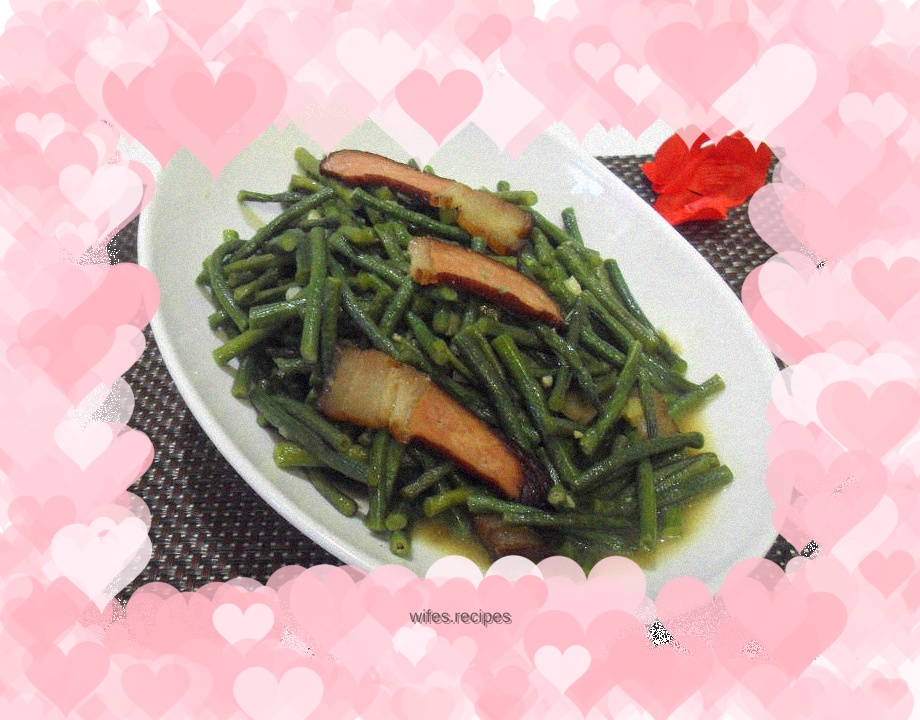 Stir-fried cowpeas with bacon